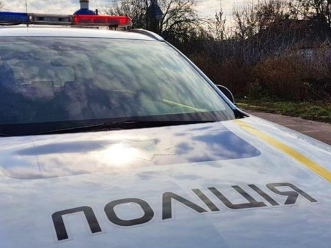 Патрульні виявили чоловіка, який напав на мешканця Борисполя з битою