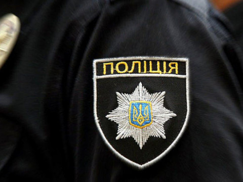У Богуславі агресивна бізнесвумен напала на поліцейського (ВІДЕО)