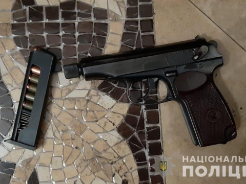 Під Києвом поліцейські затримали банду розбійників під час нападу на підприємця (ФОТО)