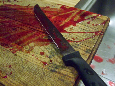 У Фастові чоловік проштрикнув товариша кухонним ножем