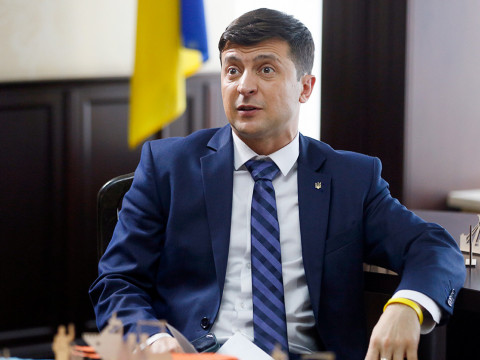 Відомий журналіст запропонував перенести Адміністрацію президента України до Бучі  