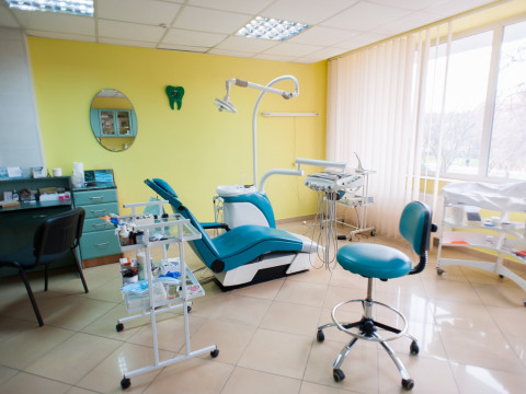 У Ворзелі незабаром запрацює оновлений стоматологічний кабінет (ВІДЕО)