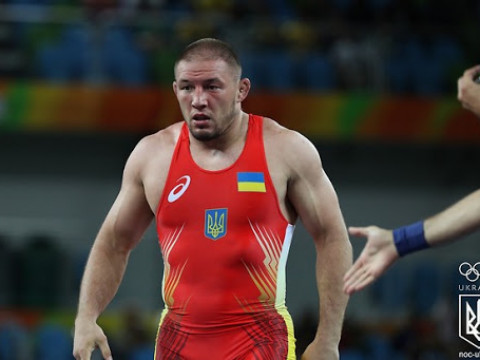 Спортсмен з Ірпеня виборов перше місце на Всеукраїнському турнірі з вільної боротьби (ФОТО)