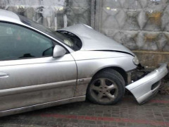 ДТП у Борисполі: Opel влетів у бетонну огорожу (ФОТО)