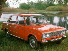 Молодика, який викрав автомобіль, затримали на Володарщині