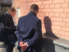 На Київщині адвокат шляхом погроз отримав від перевізника 400 тис грн