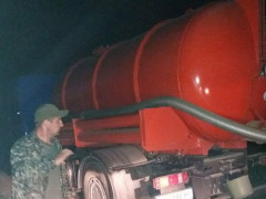 Комунальники з Тарасівки намагалися злити фекалії в сусіднє село (ФОТО)