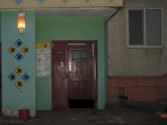 У Білій Церкві чоловік забив до смерті батька цивільної дружини і викинув тіло у під’їзді