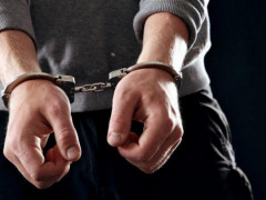 У Васильківському районі хуліган, що побив голову сільради, зберігав вдома наркотики (ФОТО)