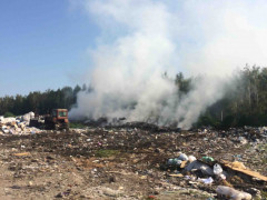 Під Києвом горіло сміттєзвалище
