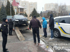 У Софіївській Борщагівці злочинець накинувся на поліцейського