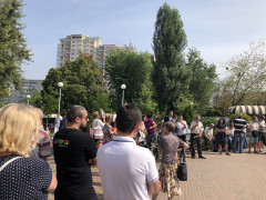 У Вишневому громада зібралася на народне віче проти бездіяльності депутатів