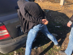 На Київщині поліція затримала іноземців, які побили та пограбували пенсіонерів