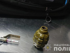 У "Борисполі" в жителя Донецька знайшли гранату 