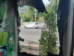 У Києво-Святошинському районі згорів магазині
