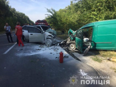 Смертельна ДТП біля Кагарлика: загинуло три людини (ВІДЕО)