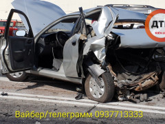 У моторошній ДТП під Києвом загинула дівчина, яка їхала на весілля
