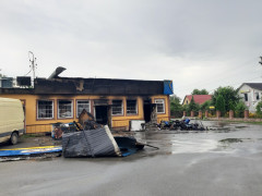 У Києво-Святошинському згорів магазин