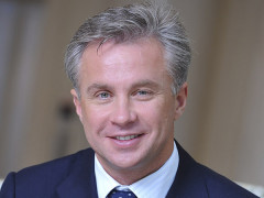 Мільярдер Косюк отримав половину від запланованих державних дотацій у цьому році