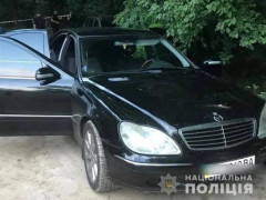 Під Києвом двоє грузинів напали на чоловіка та обікрали його (ФОТО) 