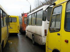 Одна дистанція – різні ціни: як маршрутники Київщини обдирають пасажирів