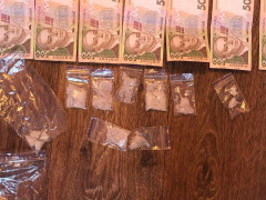 На Київщині перекрили наркотранзит метадону з Дніпропетровської області (ФОТО)