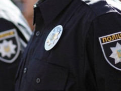 В Обухівському районі чоловік побив і покусав поліцейських