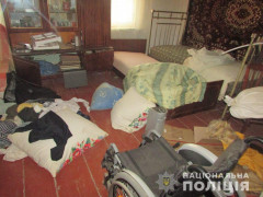 На Сквирщині двоє зловмисників обікрали пенсіонера