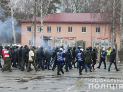 Поліція готується до масових порушень на виборах президента