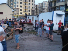 В Ірпені жителі ЖК Rich Town вийшли на мітинг через відключення електрики (ФОТО)
