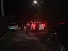 У Борисполі неповнолітній ром потрапив у ДТП і покликав табір на підмогу (ФОТО)