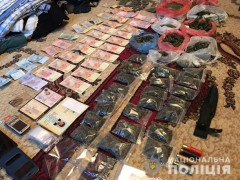 Затримано жителів міста Боярка, які займались збутом наркотиків