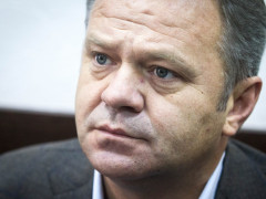 У Бучі знову зірвали позачергову сесію міськради, на якій мали приєднати три села