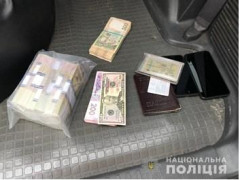 Правоохоронці Київщини затримали представників "Донецького облавтодору" на отриманні неправомірної вигоди (ФОТО)