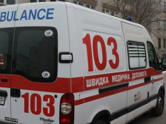 Фельдшери подякували очільнику Гостомеля Юрію Прилипку за ще одну швидку (ФОТО)