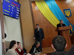В Ірпені хочуть замінити міського голову: громада зірвала сесію (ФОТО)