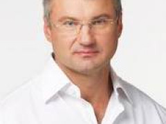Нардеп з Київщини Міщенко хоче змусити Верховну Раду працювати без канікул