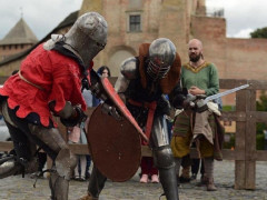 Білоцерківські майстри середньовічного бою вибороли нагороди на турнірі (ФОТО)