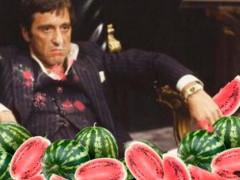 Легендарна "баржа Гройсмана" все ж привезе кавуни в столицю