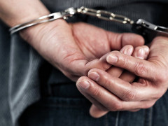 У Борисполі судять чоловіка за жорстоке вбивство незнайомої жінки