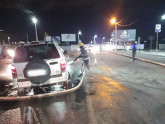 Під Києвом дорожньо-транспортна пригода ледь не стала причиною пожежі