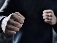 Невдалий бізнес: на Обухівщині музиканта обдурили, обікрали та ледь не вбили 