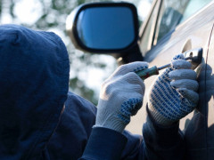 У Миронівському районі чоловік обікрав свою сусідку 