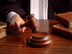 У Макарівському районі чоловік здійснив напад на правоохоронців 