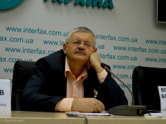 Володимир Бондаренко (політолог): Як відпочинок у аквапарку в Броварах обернувся розбитою головою мого сина