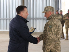 Міністр оборони України Степан Полторак нагородив військових 72-ої бригади