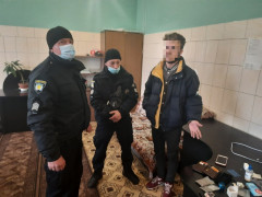 Правоохоронці затримали на столичному залізничному вокзалі неадекватного фастівчанина