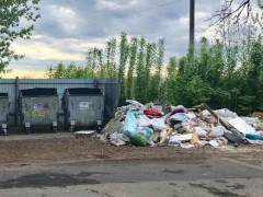 У мікрорайоні Обухова незаконно викидають будівельне сміття