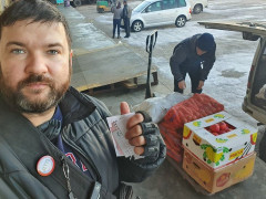 На Обухівщині благодійники намагалися врятувати від голоду тварин з ферми "Натураліст"(ФОТО)