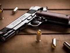 На Київщині затримали чотирьох торговців зброєю